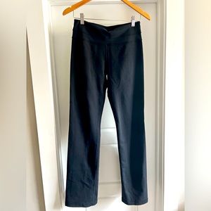 Lululemon bootcut black leggings midrise